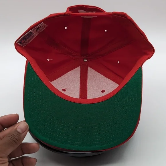 Starter|NWT Vintage NFL San Francisco 49ers Red Sports Cap Snap Back Green Brim - Picture 9 of 12